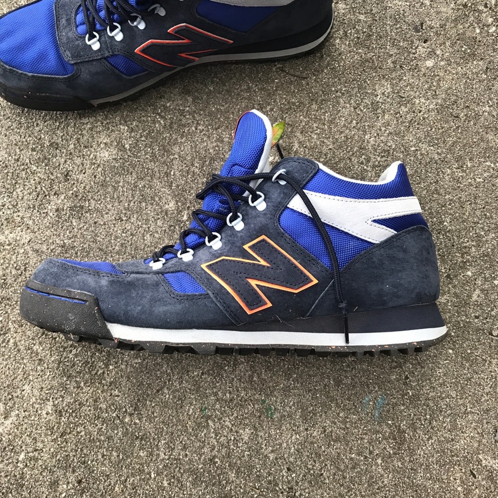 New Balance Rainier Boots